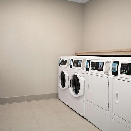 Hilton Garden Inn Philadelphia-Fort Washington Dış mekan fotoğraf