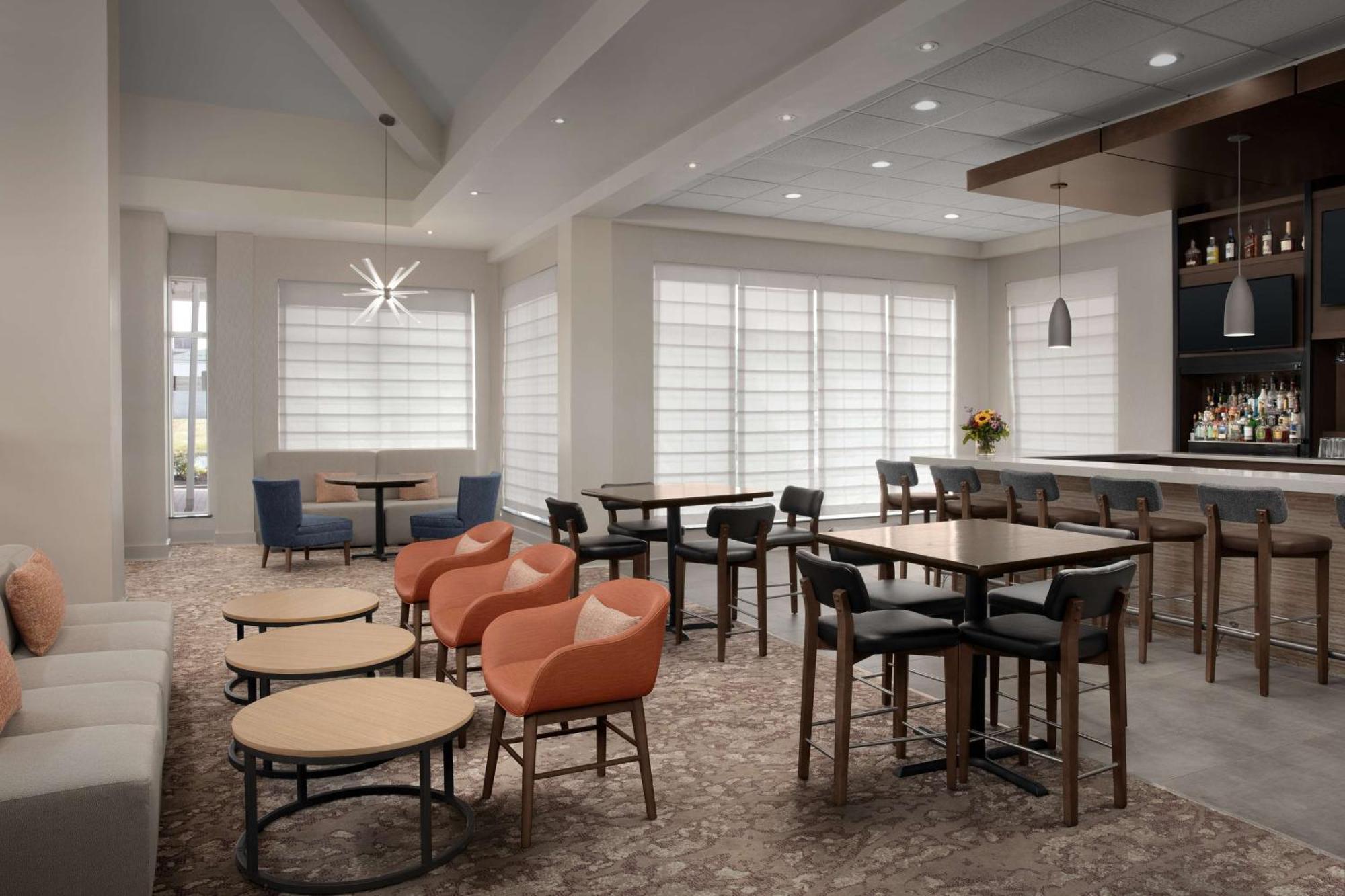 Hilton Garden Inn Philadelphia-Fort Washington Dış mekan fotoğraf